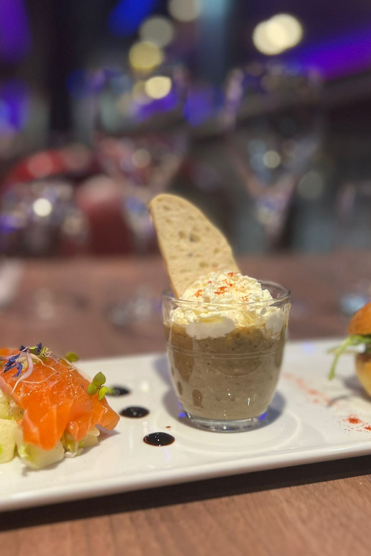 Paris: River Seine Cruise with 3-Course Lunch - Where the cruise starts: Port des Invalides to the Alexandre III Bridge