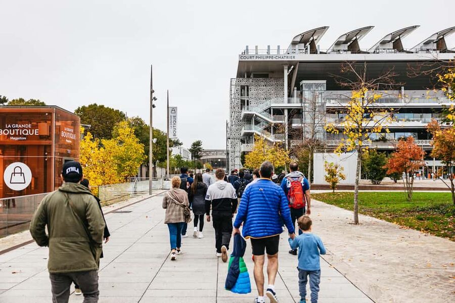 Paris: Roland-Garros Stadium Guided Backstage Tour - Philippe-Chatrier Court and the Retractable Roof Views