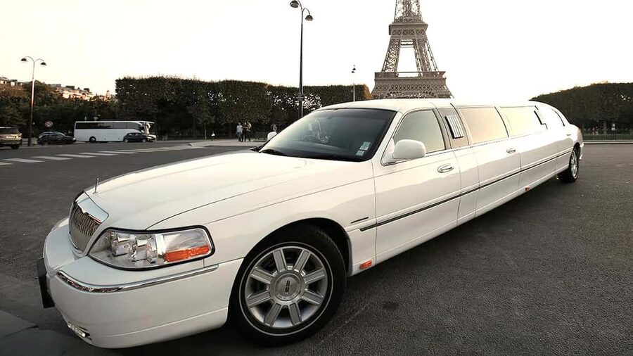 Paris: Romantic Limousine Tour - Key Things That Make This Limousine Tour Special