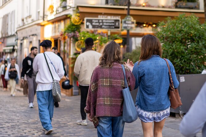 Paris Saint Germain Food Tour - Full French Meal by Do Eat Better - Finishing sweet: chocolaterie near Saint-Volodymyr’s Cathedral