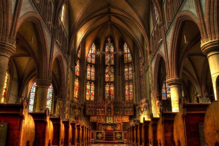 Paris: Sainte-Chapelle, Conciergerie, Notre Dame Guided Tour - How the 2-hour format really works (and where you might feel rushed)