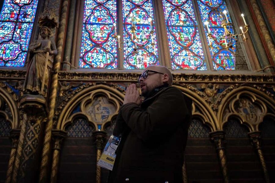 Paris: Sainte-Chapelle, Conciergerie, Notre Dame Guided Tour - Is it good value at $88 for two hours?