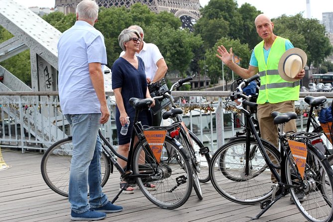 Paris: Secrets Tour on a Dutch Bike - Riding along the old veins: Quartier Latin on a bike