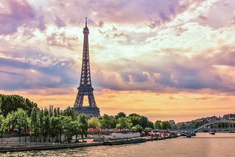 Paris: Seine Cruise & Crepe Tasting near the Eiffel Tower - Where You Start: Port de la Bourdonnais and Bateaux Parisiens