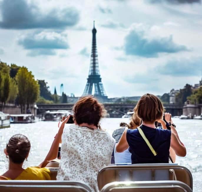 Paris: Seine Cruise & French Breakfast by the Eiffel Tower - Breakfast at the Foot of the Eiffel Tower (and What It Really Means)