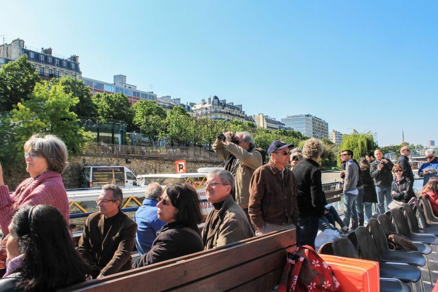 Paris: Seine River and Canal Saint-Martin Cruise - Port of Solférino meeting point and how to get a top-deck seat