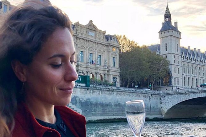 Paris Seine River Champagne Tasting Cruise - The Champagne lesson: three tastings, one sommelier, and real structure