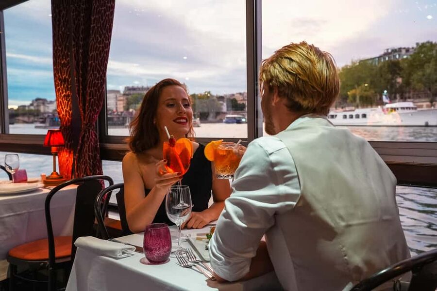 Paris: Seine River Cruise with 3-Course Dinner & Live Music - Is $182 per person good value?