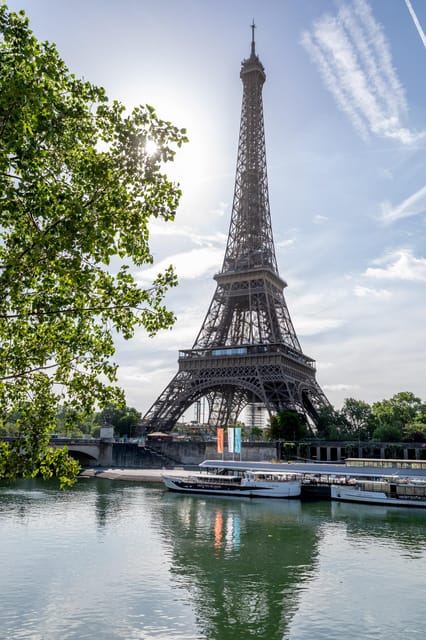 Paris: Seine River Cruise with Champagne from Eiffel Tower - Stop-by-Stop Notes: What You’ll See and What to Watch For