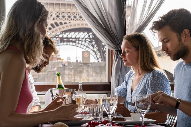 Paris Seine River Gourmet Lunch Cruise with Champagne Option - Sights on the Seine: What You’ll Notice From the Water