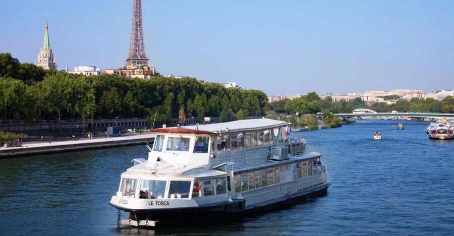 Paris : Seine River Lunch cruise from Eiffel Tower - Pont Alexandre III: The Bridge That Makes the Camera Earn Its Keep