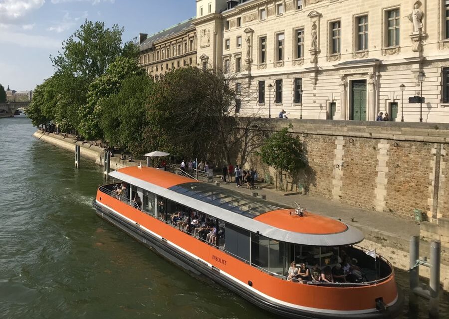 Paris: Seine River Panoramic Cruise - The 75-Minute Route: Notre-Dame Area to Jardin des Plantes, Then Back by Eiffel Tower