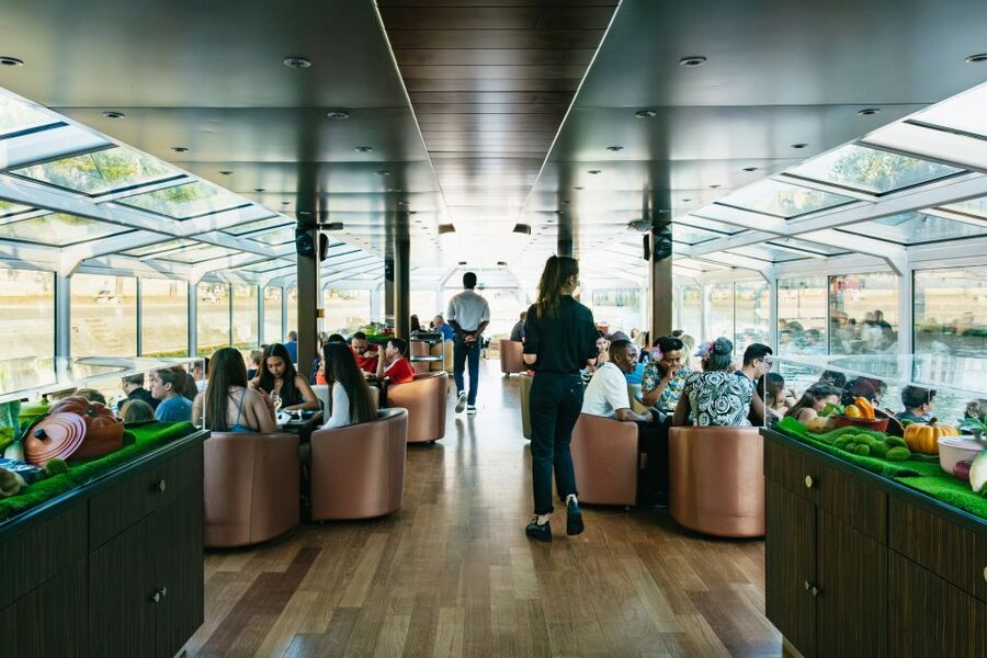 Paris: Seine River Panoramic Views Dinner Cruise - Should you book? My take on who this is perfect for