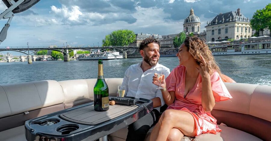 Paris: Seine River Private Guided Pontoon Boat Cruise - Key Things I’d Focus On Before You Go