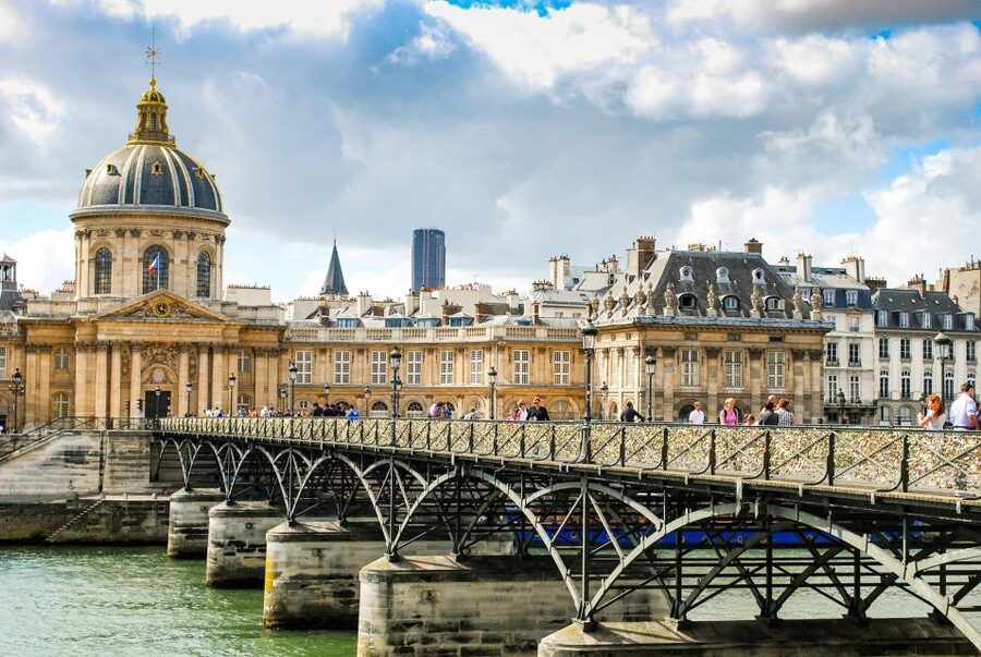 Paris: Seine River Walking Tour with Optional Musée d'Orsay - Musée d’Orsay: how to turn an upgrade into smart time