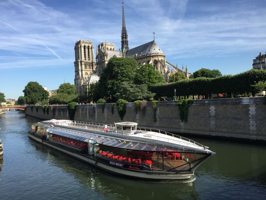 Paris: Sightseeing Cruise on the Seine with 3-Course Lunch - The Seine route: from Pont Alexandre III to the Eiffel Tower