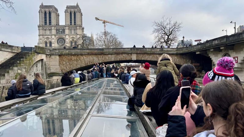 Paris: Sightseeing Cruise with 'Les Incollables' Quiz - Where the cruise starts: Bateaux Parisiens by the Eiffel Tower