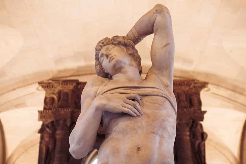Paris: Skip-the-Line Louvre Highlights Tour with Mona Lisa - Headsets and group control: how the tour keeps you from getting lost