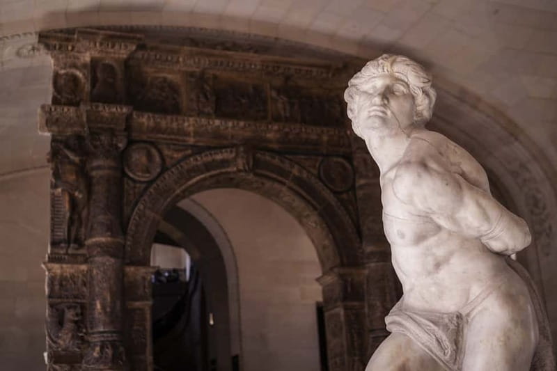 Paris: Skip-the-Line Louvre Highlights Tour with Mona Lisa - How the guide’s storytelling changes what you remember