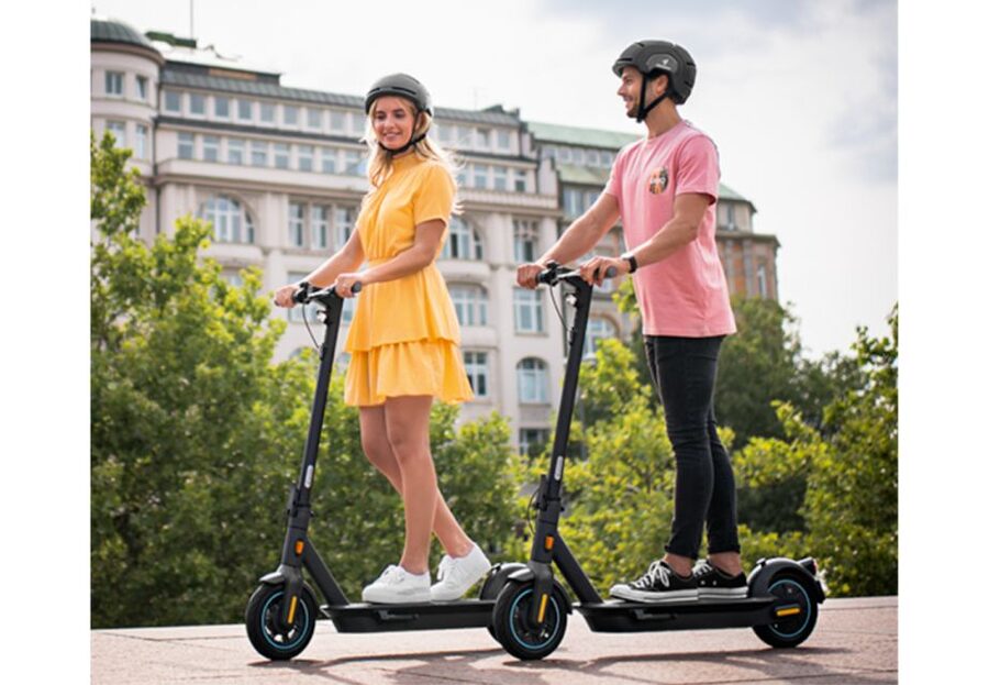 Paris: Small-Group E-Scooter Tour with a Local Guide - The Louvre Courtyard and Pyramid Stop: Old Meets New, Up Close