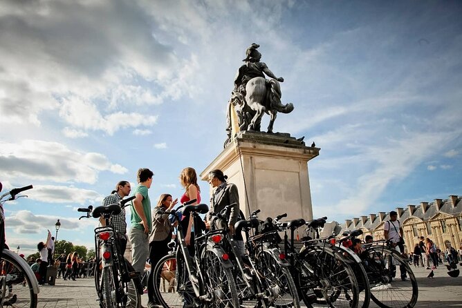 Paris Small Group Guided Bike Tour of Must-See Sights - Notre-Dame stop: history you can actually picture