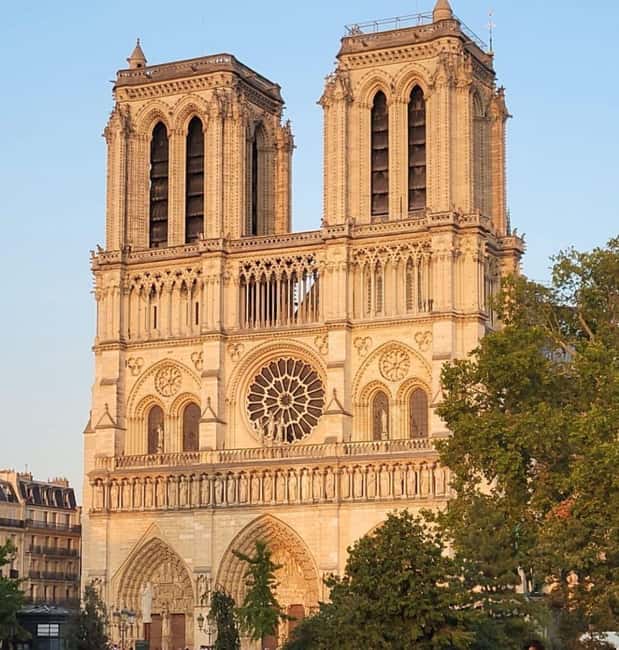 Paris: Small Group Interior Tour of Notre Dame ( Max 5 ) - Rules, dress code, and the stuff that can trip you up