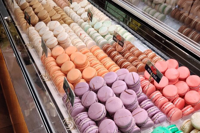 Paris Small-Group Montmartre Chocolate & Pastry Walking Tour - Why this Montmartre sweets route feels smarter than random pastry hopping