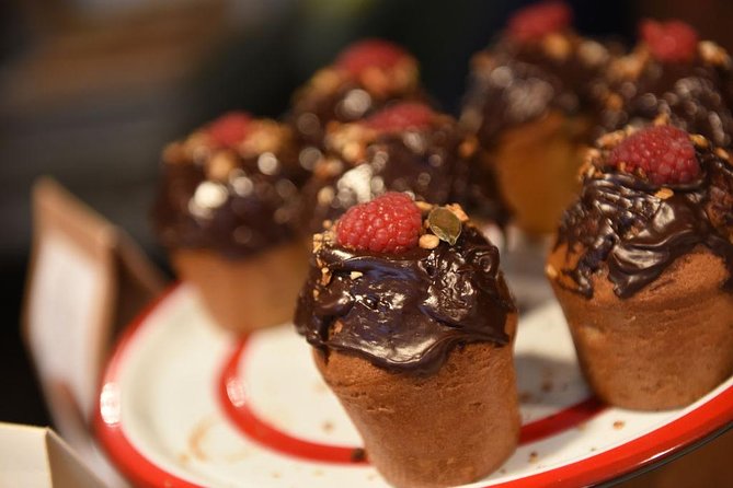 Paris South Montmartre Gourmet French Flavors Tasting Food Tour - Moulin Rouge neighborhood start: secret addresses and nine tastings in motion
