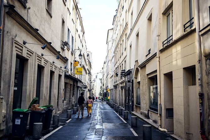 Paris St Germain Food Tour with Cheeses, Foie Gras, Wines & More - Chocolate & pastry variant near Saint-Placide (if you booked that option)