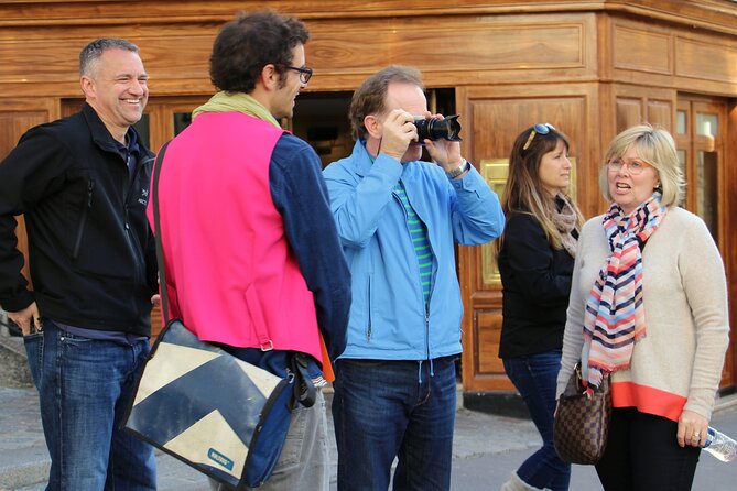 Paris starts here The Tour for first-time visitors - Louvre Pyramid and the Louvre area: ending at a modern landmark
