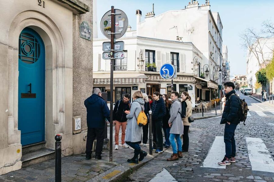 Paris: Street Art Walking Tour with a Street Artist Guide - Should You Book This Paris Street Art Walking Tour?