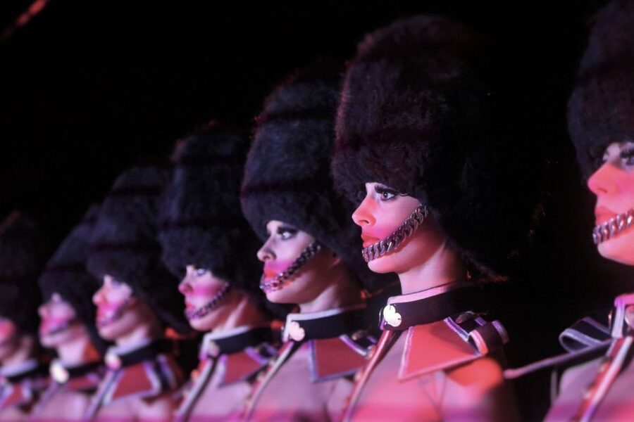 Paris: The Crazy Experience, a VIP tour of the Cabaret - Price and value: is $412 a fair deal for Paris cabaret?