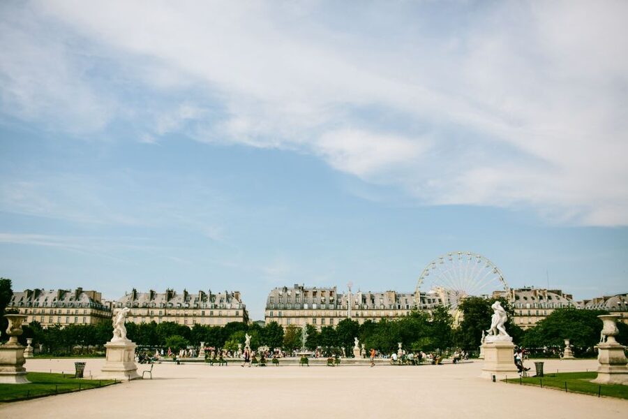 Paris: The Da Vinci Code Walking Tour with a Local Guide - Who Should Book This Da Vinci Code Tour in Paris?