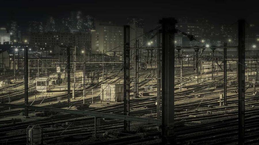 Paris: "The Live Thriller" Hunt down a Serial Killer - Language options: French or English, and how to get it right