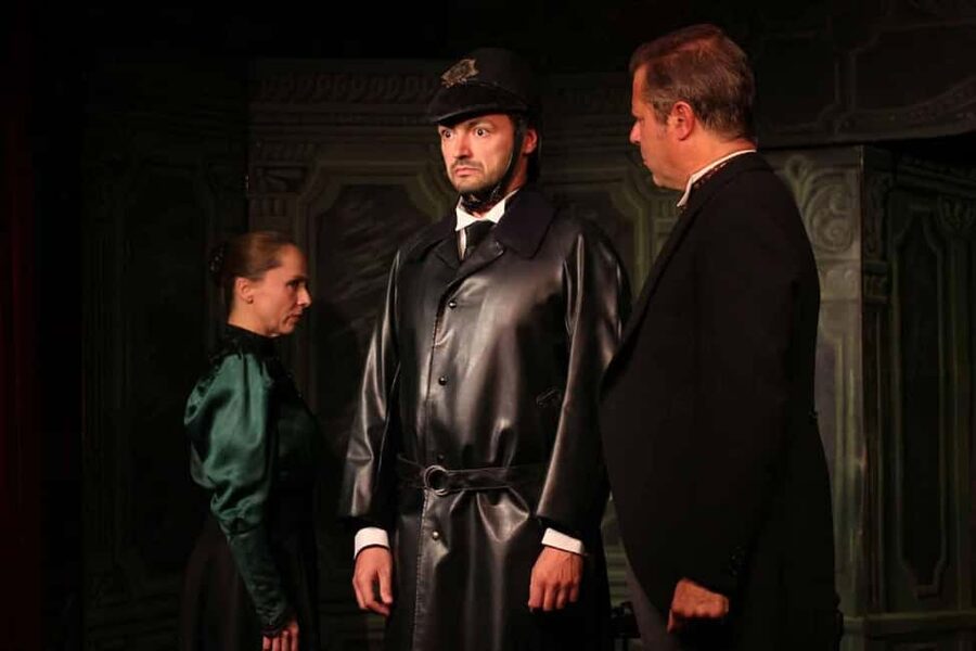 Paris: Theatre Package, The Lesson & The Bald Soprano - Should you book this Paris theatre package?
