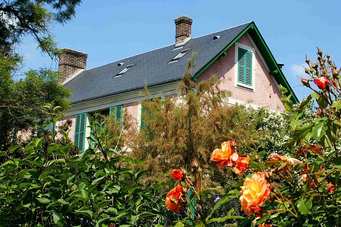 Paris to Giverny private tour Monet gardens house skip-the-line - Normandy stops en route: La Roche-Guyon’s medieval castle moment