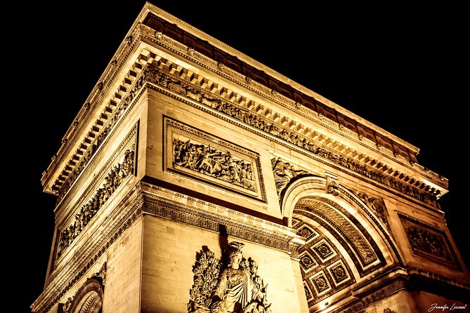 Paris Tootbus Festive Christmas Lights Tour - Eiffel Tower Sparkle Timing: The Moment You’ll Remember