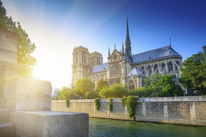 Paris Tour with Lunch at the Eiffel Tower and Seine River Cruise - Madame Brasserie Lunch at the Eiffel Tower: The Real Ticket Value