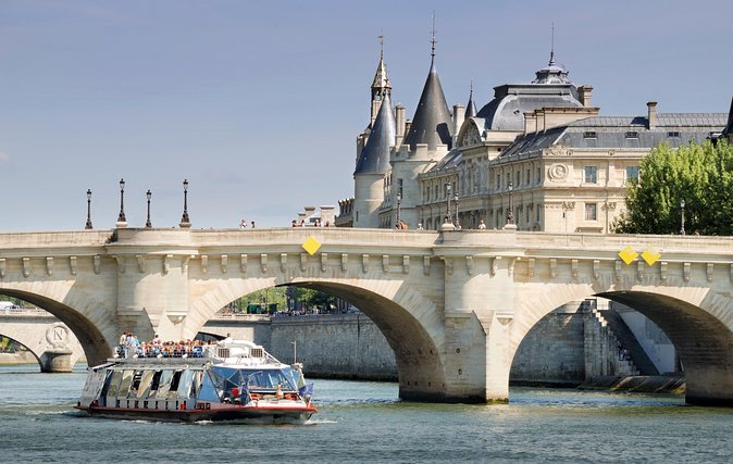 Paris Tour with Lunch at the Eiffel Tower and Seine River Cruise - Which Paris Sights You’ll Catch From the Coach