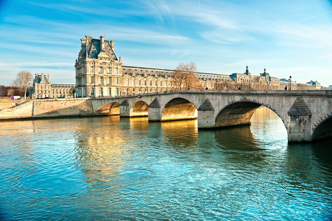 Paris Tour with Lunch at the Eiffel Tower and Seine River Cruise - Group Size and Pace: What 20 People Changes