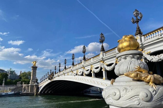 Paris Treasure Hunt – Explore the Seine from Louvre to Eiffel - Price and value: is $42.05 a good deal?