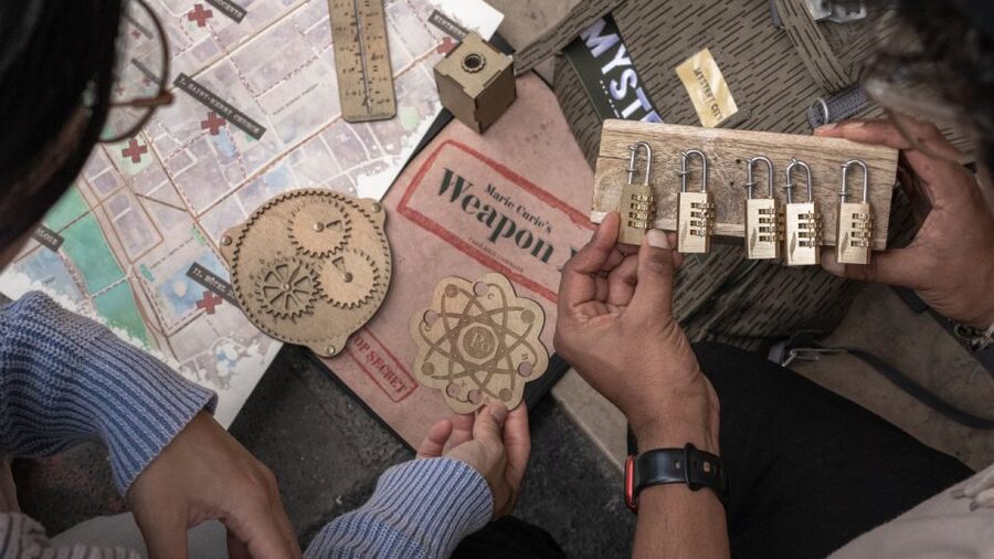 Paris: Treasure Hunt & Walking Tour "Secret Weapon X" - Logistics That Actually Matter: Duration, Pace, and Planning