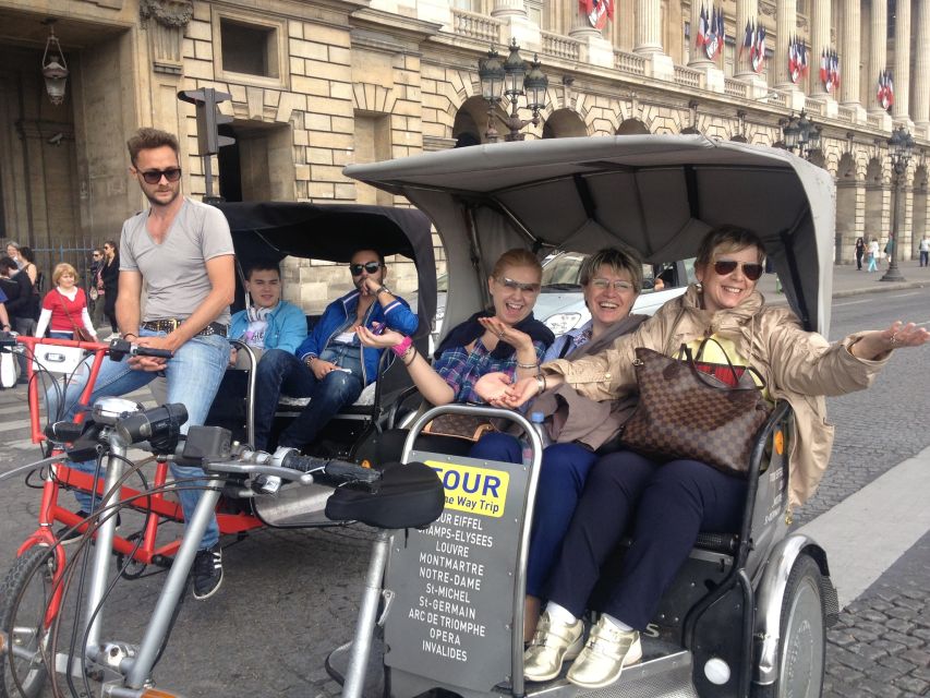 Paris Tuk-Tuk: 2, 4 or 6H First Highlights & Parisian Areas - Who’s driving: the guides make the difference