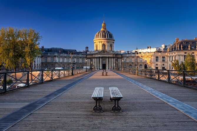 Paris TV Character Walking Tour with Optional Seine River Cruise - Key highlights to look for on this walk