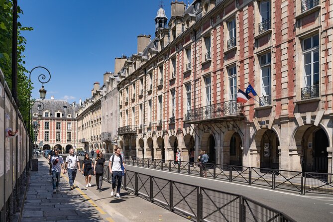 Paris Uncovered: Unique Guided Walking Tours with a Twist - Street Art With a Local Artist: Seeing Montmartre and Butte Aux Cailles Differently