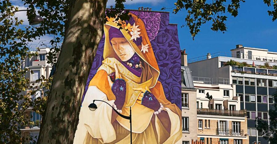 Paris: Urban Art Murals Walking Tour with an Expert - Practical expectations: walking level, weather, and what to wear