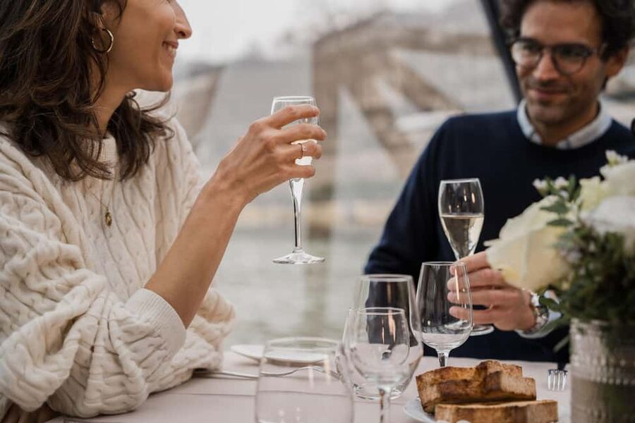 Paris : Valentine's Day Diner Cruise on the Seine river - Who this cruise suits best (and who might want to adjust)