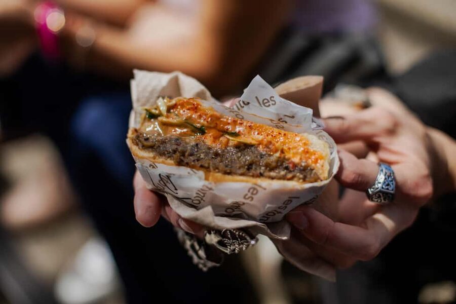 Paris: Vegan Food Tour (Street-food edition) - Vegan Vietnamese starters under the trees: a calmer third act