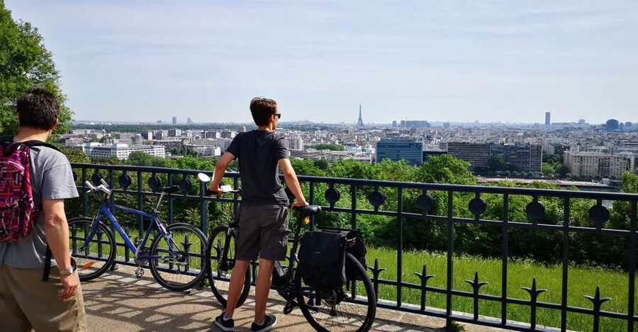 Paris: Versailles Palace and Queen Hamlet E-Bike Tour - Meet-up, e-bike setup, and what the ride really feels like