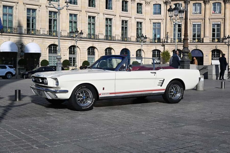 Paris: Vintage Mustang Tour & Local Guide with Hotel Pickup - Hotel Pickup That Doesn’t Waste Your Day